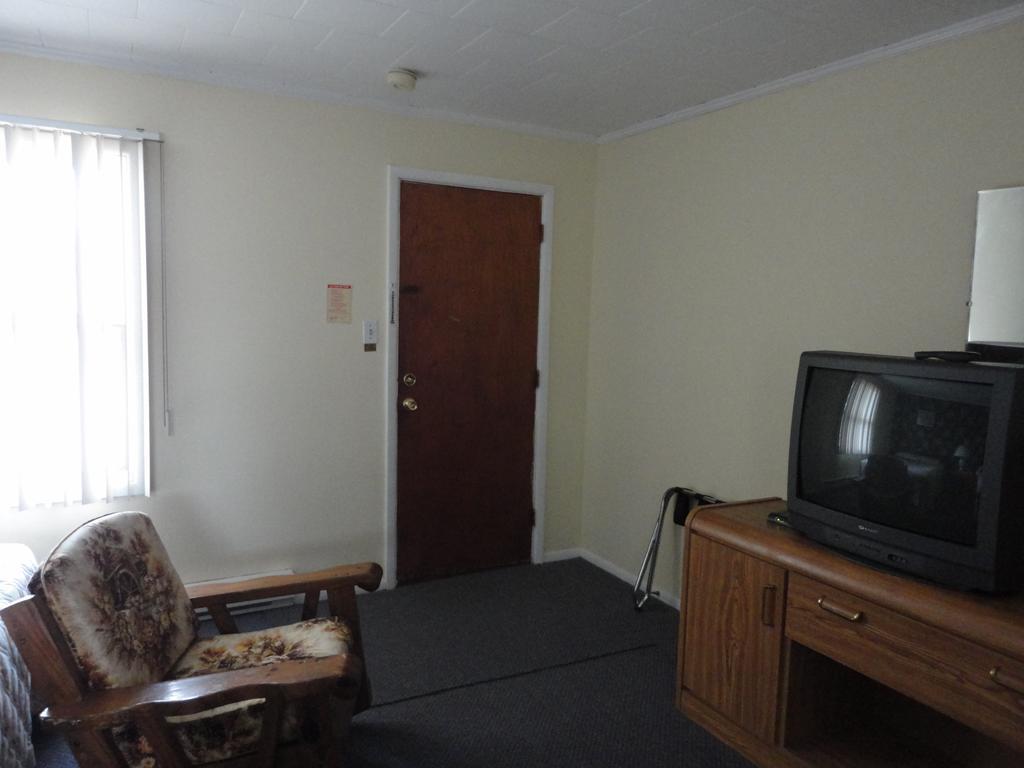 Hipwell'S Motel Fonthill Chambre photo
