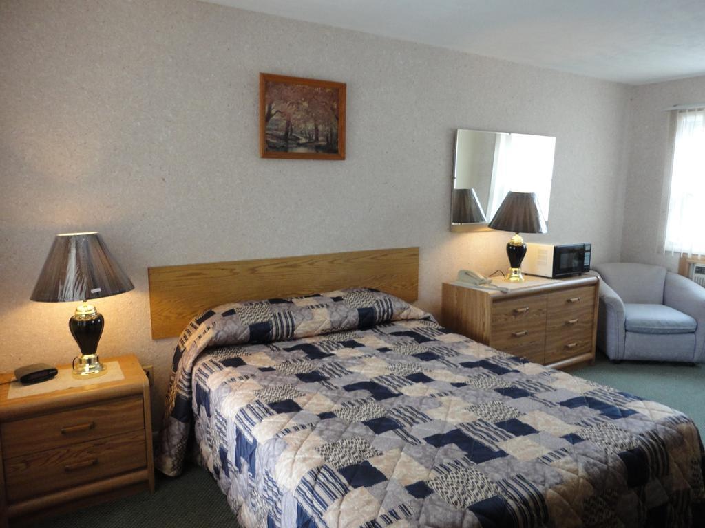 Hipwell'S Motel Fonthill Chambre photo