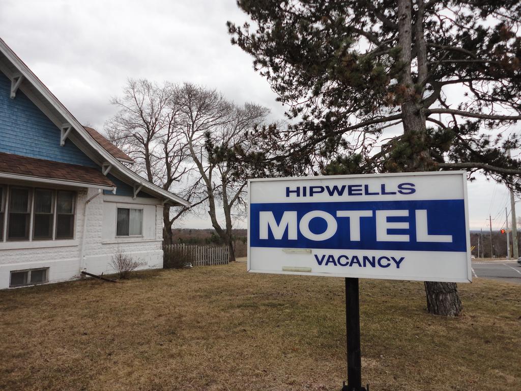 Hipwell'S Motel Fonthill Extérieur photo